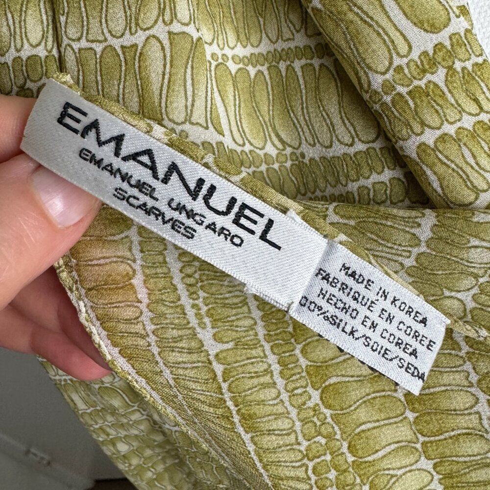 Vintage EMANUEL Ungaro 100% Silk Scarf - Picture 4 of 6